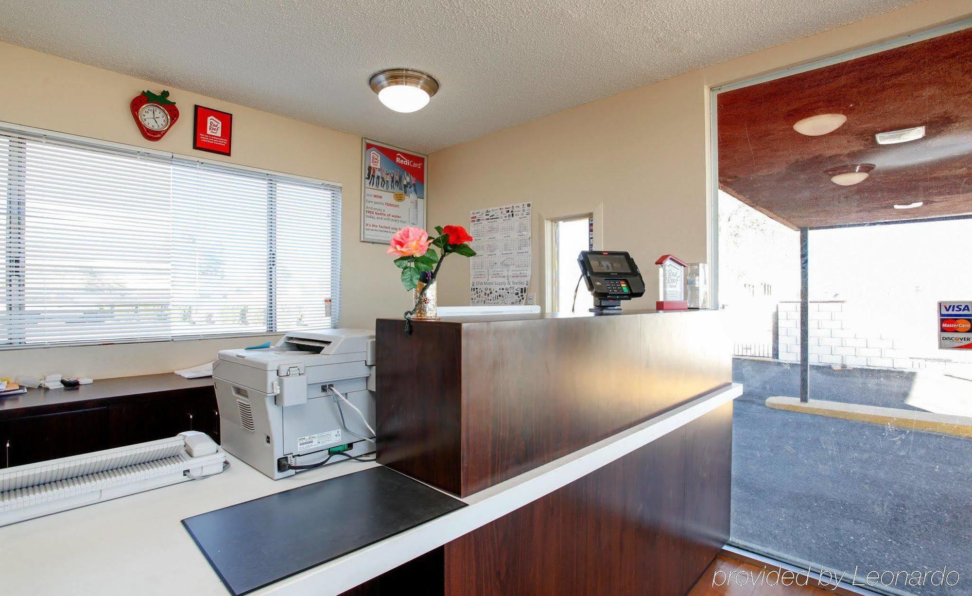Red Roof Inn Mojave Luaran gambar