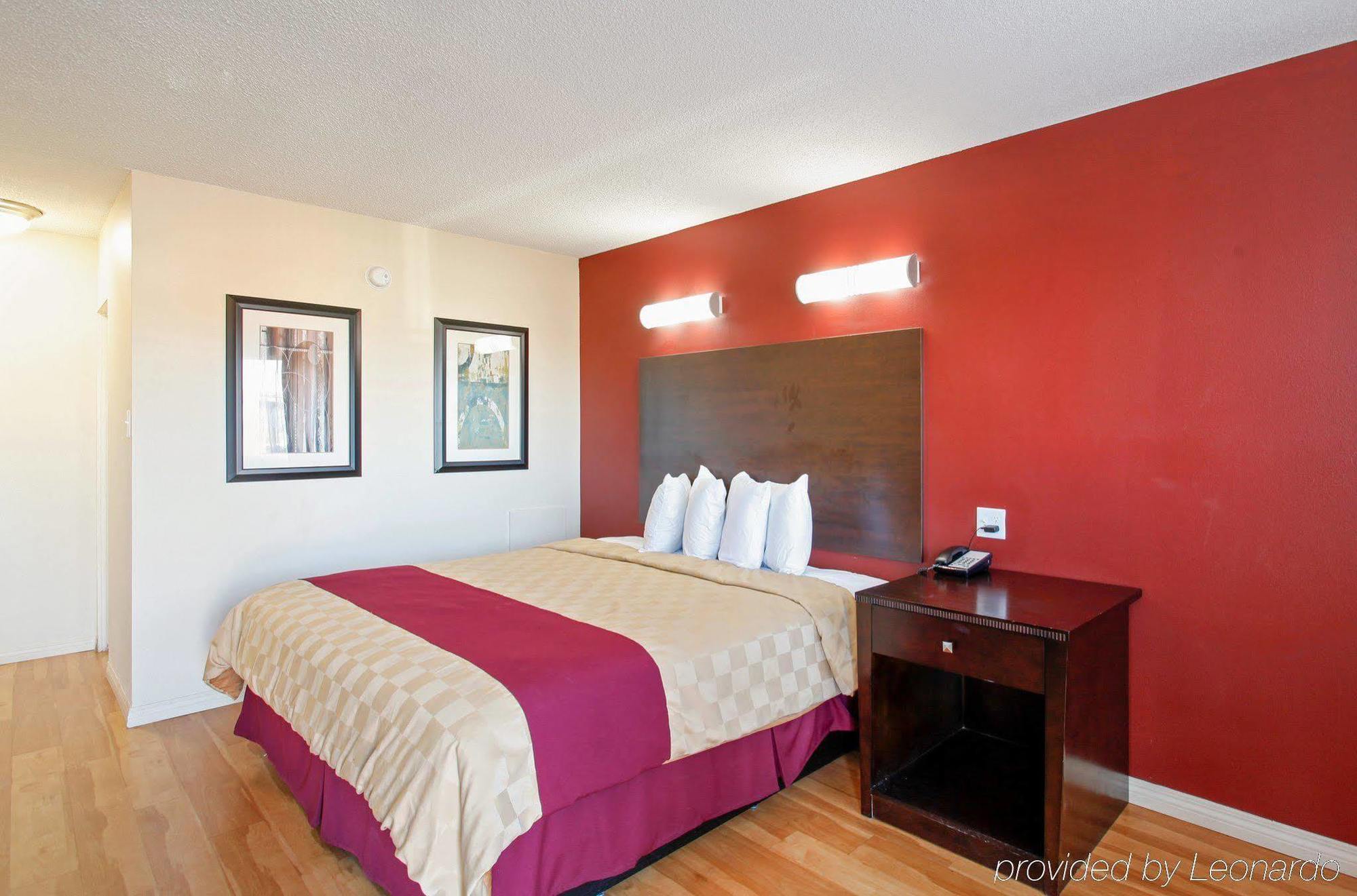 Red Roof Inn Mojave Luaran gambar